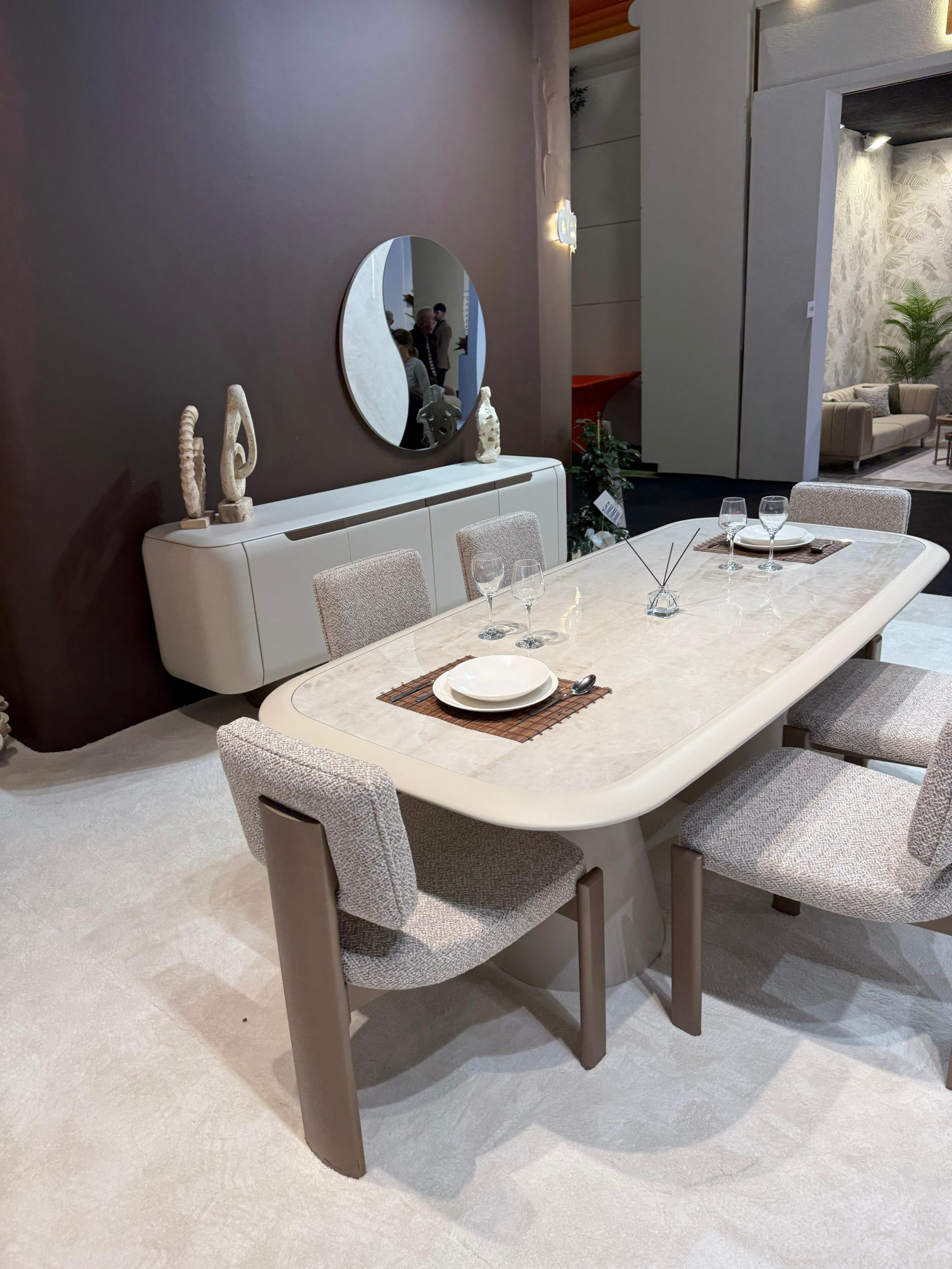 Taç Mahal Yemek Odası Takımı